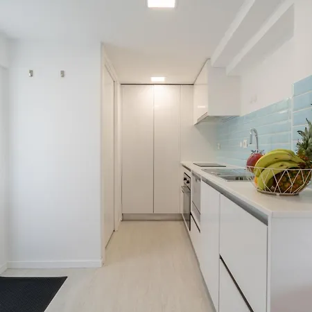 Host Wise - Charming House With Ocean View Nazaré