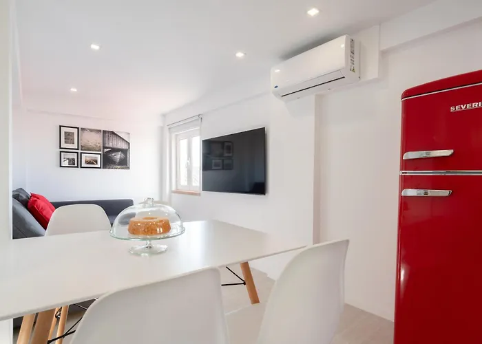 Host Wise - Charming House With Ocean View Casa vacanze Nazaré
