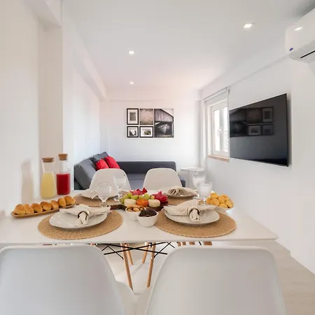 Host Wise - Charming House With Ocean View Nazaré