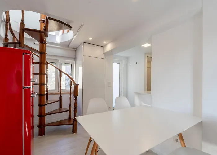 Host Wise - Charming House With Ocean View